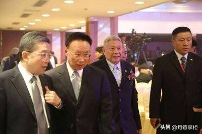 北京阅兵背后是两代人不变的爱国情怀！麻将胡了试玩模拟器旺旺二公子蔡旺庭飞(图3)